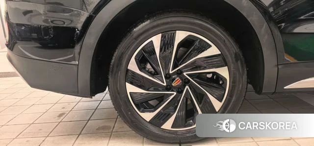Red flag HS7 PHEV id 4213840 из Китая 7