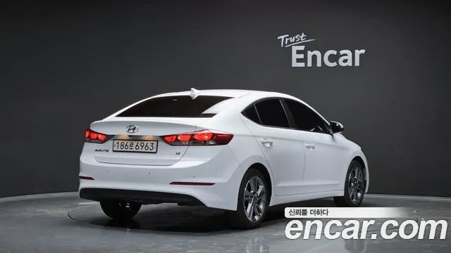 Hyundai Avante AD id 2433649 из Кореи 12