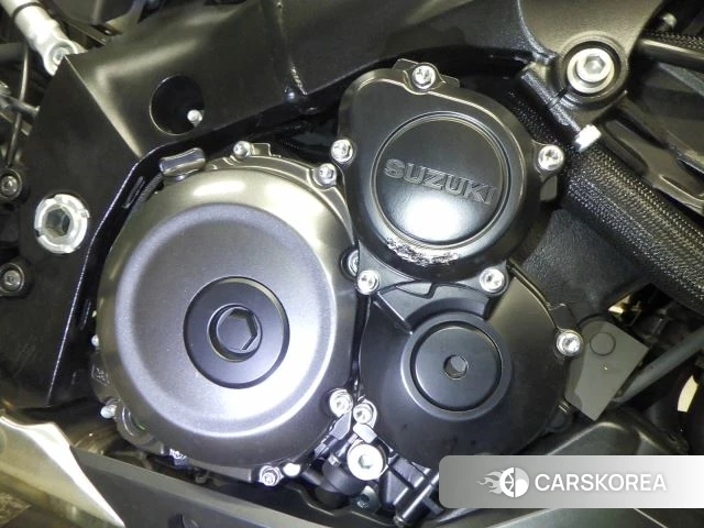 Engine photo