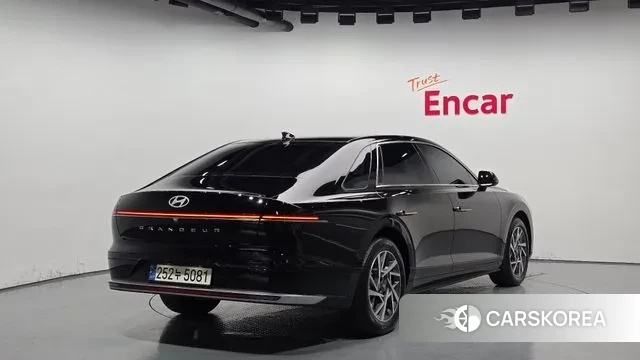 Hyundai Grandeur (GN7) id 3299699 из Кореи 12