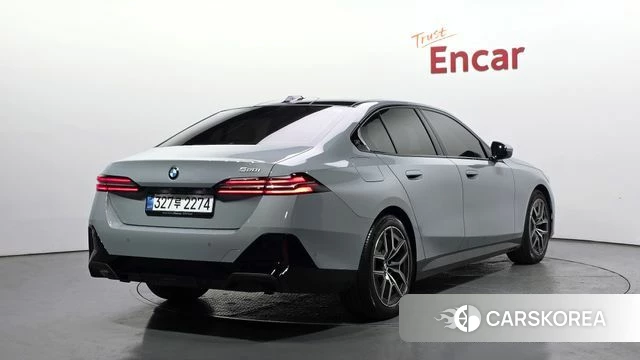BMW 5 Series (G60) id 4248114 из Кореи 12