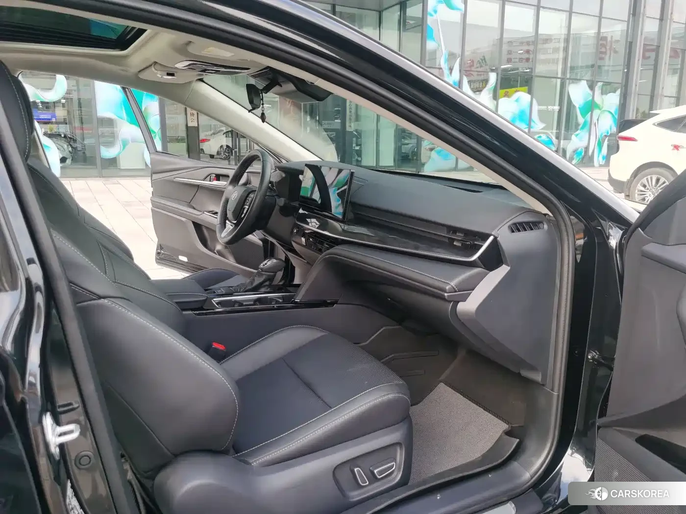 Toyota Camry 2025 Черный из Китая, фото 5