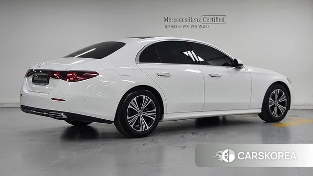 Mercedes-Benz E-Class W214 id 4527795 из Кореи 12