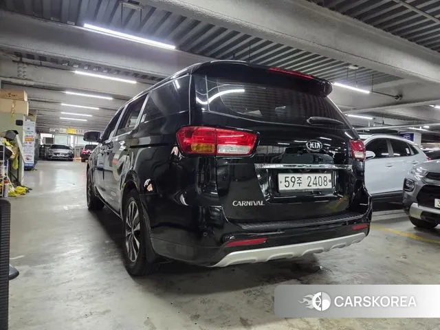 Kia All New Carnival id 3308291 из Кореи 12