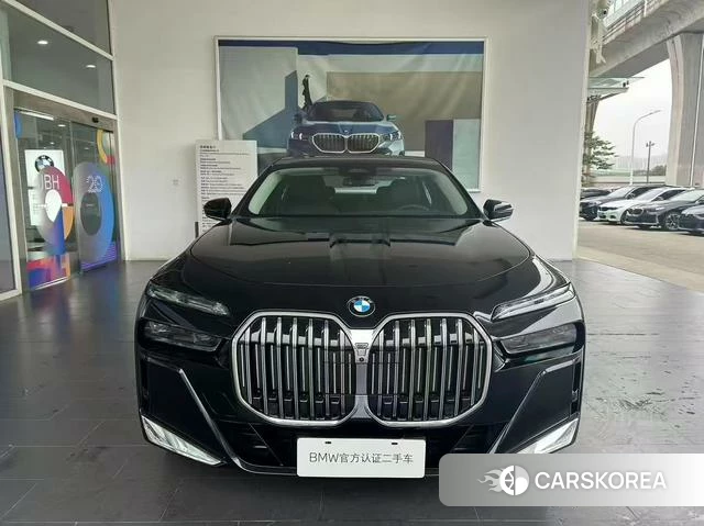 BMW 7 series 2024 Черный из Китая, фото 2