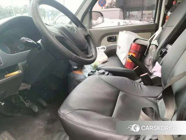 Wuling Automobile Wuling EV50 2021 Серебристо-серый из Китая, фото 2