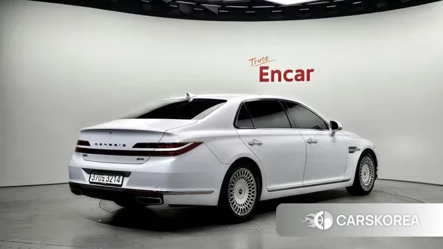 Genesis G90 id 3611838 из Кореи 12