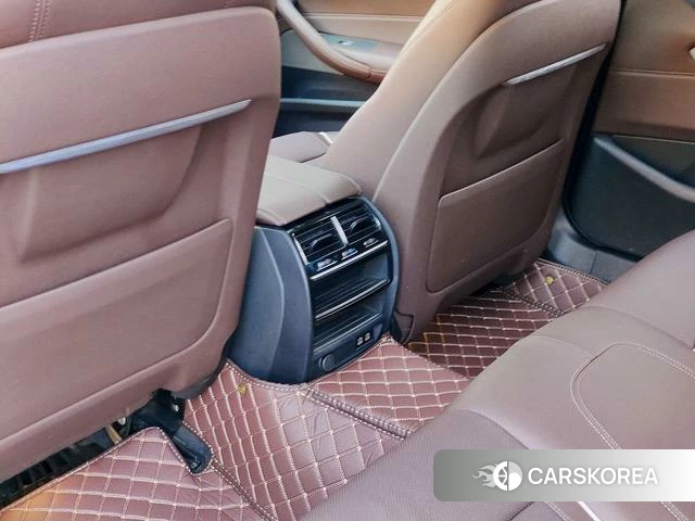 BMW 5 series 2021 Черный из Китая, фото 2