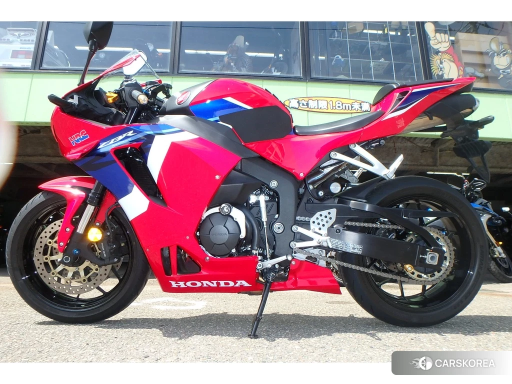 Проданный Honda CBR600RR ABS 2021 из Японии
