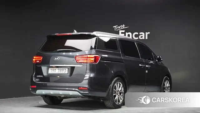 Kia The New Carnival id 3703764 из Кореи 12