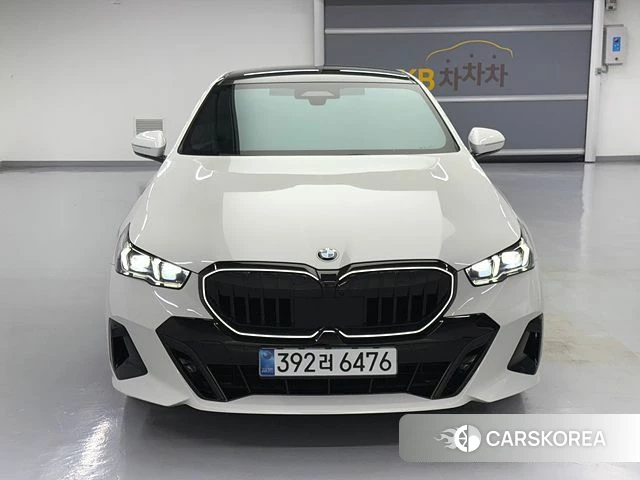 BMW 5 Series (G60) id 4680022 из Кореи 12