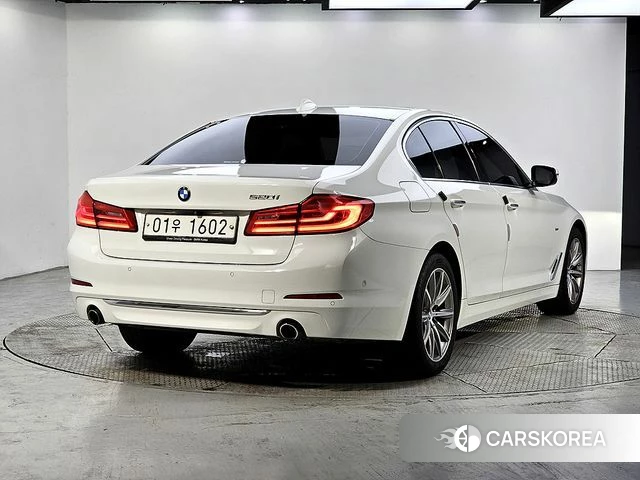 BMW 5 Series (G30) id 4318066 из Кореи 12