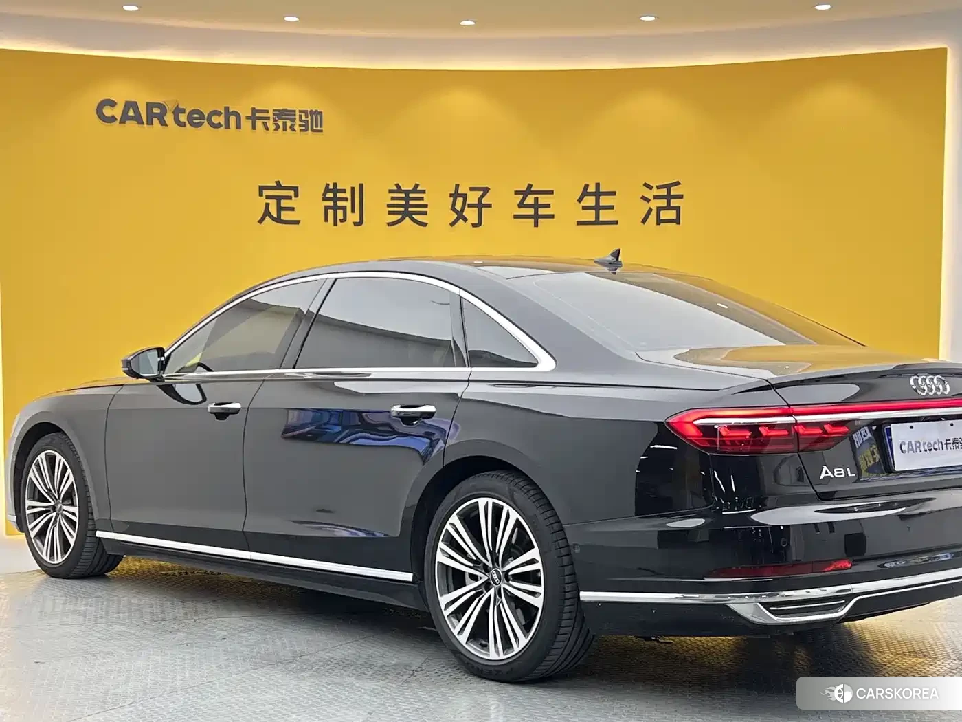 Audi A8 id 4583883 из Китая 12