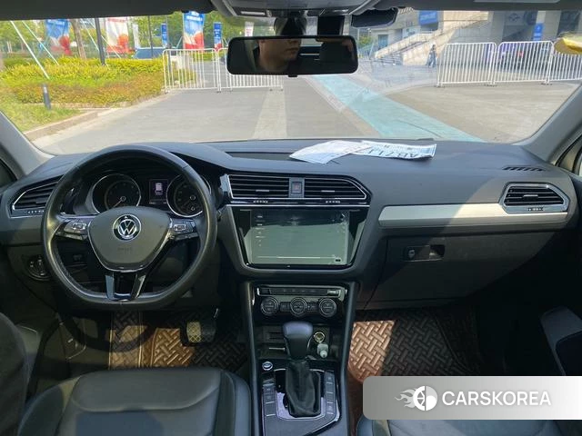 Volkswagen Tiguan L 2021 Шампань из Китая, фото 2