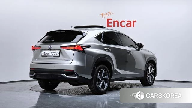 Lexus NX300h id 3942896 из Кореи 12