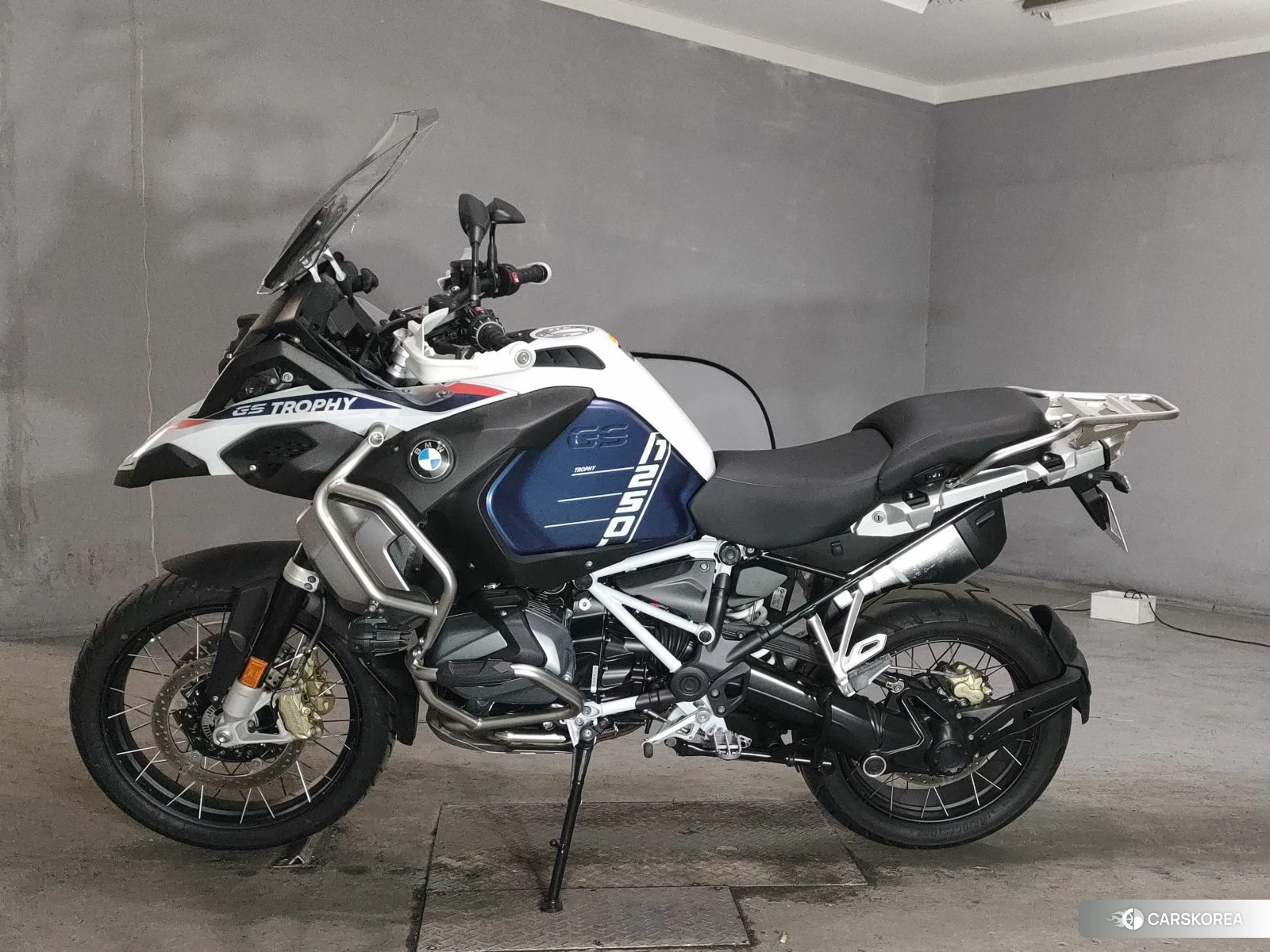 BMW R1250GS ADVENTURE 2023 из Японии