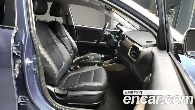 Kia Stonic id 2765920 из Кореи 12