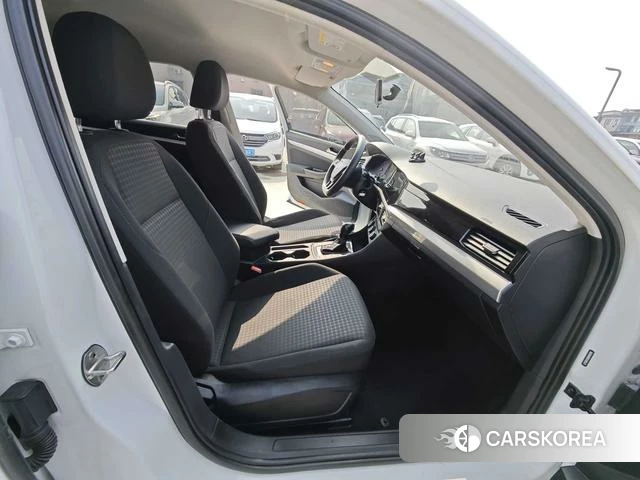 Volkswagen Bora 2022 Белый из Китая, фото 4