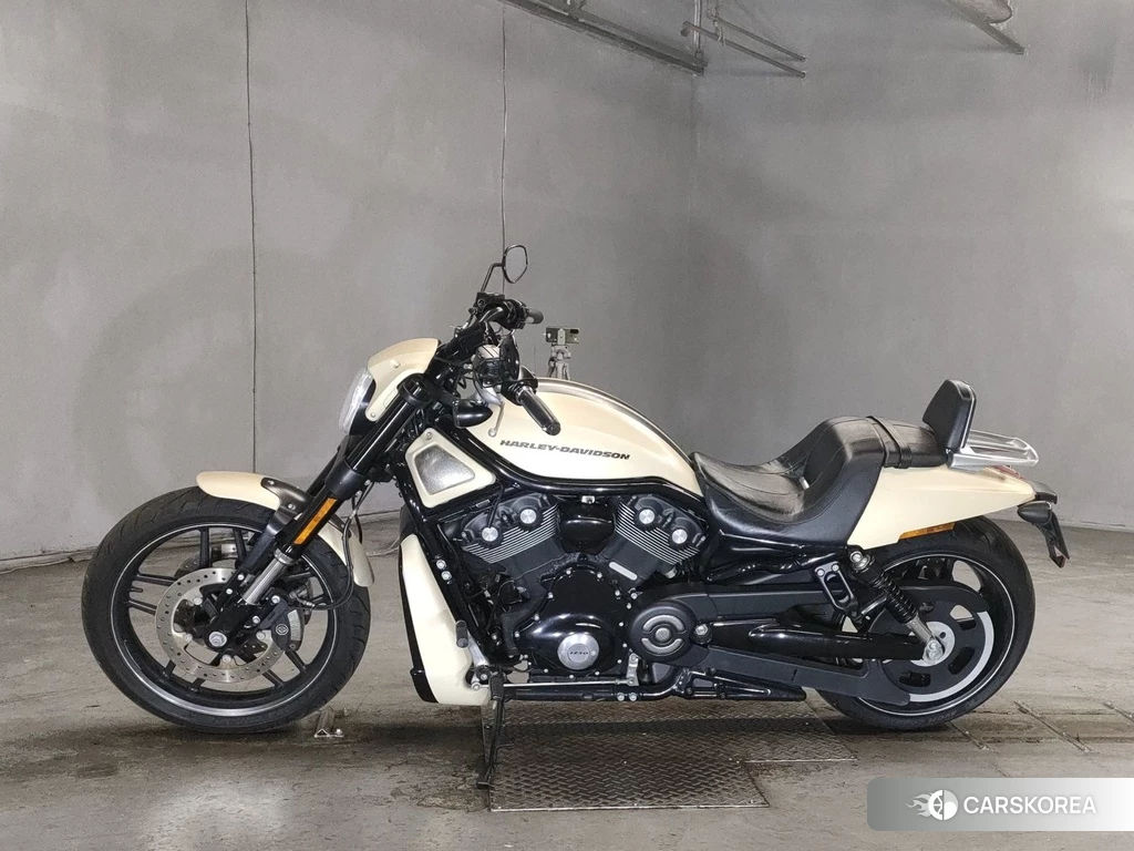 Проданный Harley-Davidson Night Rod Special VRSCDX1250 2014 из Японии