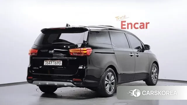 Kia The New Carnival id 3308180 из Кореи 12
