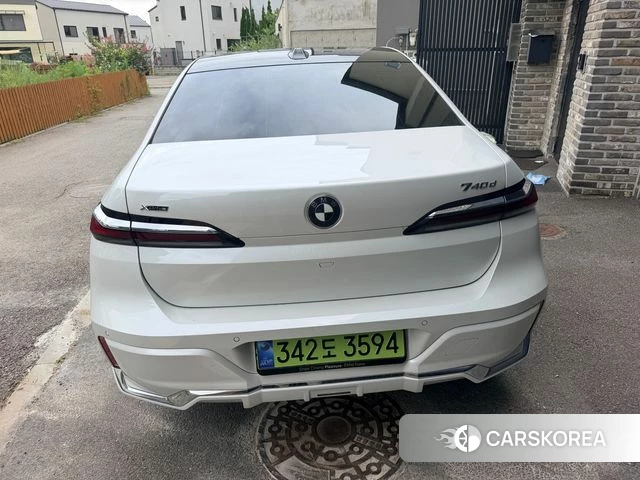 BMW 7 Series (G70) 2026 Белый из Кореи, фото 2