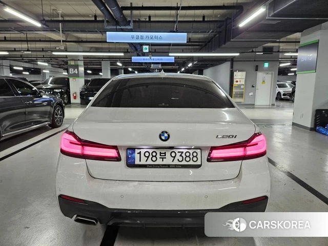 BMW 5 Series (G30) id 4244797 из Кореи 8