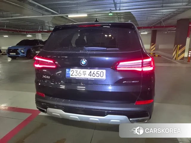 BMW X5 (G05) 2021 Черный из Кореи, фото 2