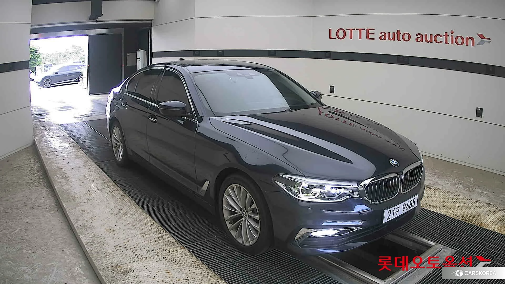 BMW  520d id 4498332 из Кореи 12