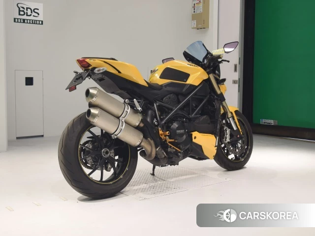 Проданный Ducati STREETFIGHTER 848 2012 из Японии, фото 2