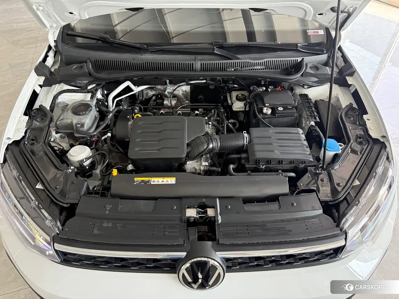 Volkswagen Lavida 2024 Белый из Китая, фото 4