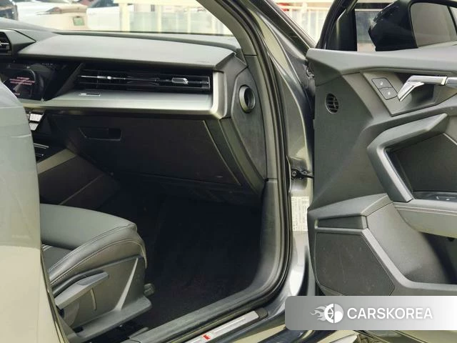 Audi A3 2021 Темно-серый из Китая, фото 2