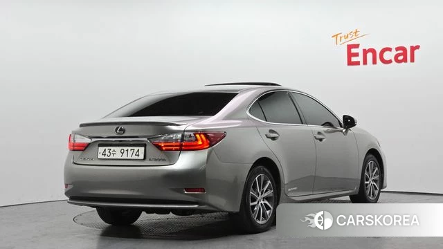 Lexus New ES300h id 3845900 из Кореи 12