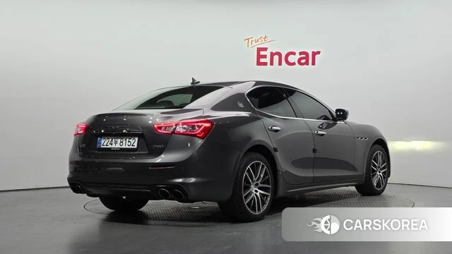 Maserati Ghibli id 4507662 из Кореи 12