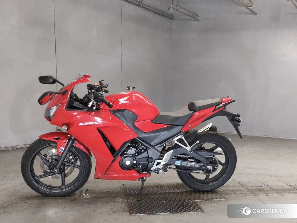 Проданный Honda CBR250R 2016 из Японии, фото 2