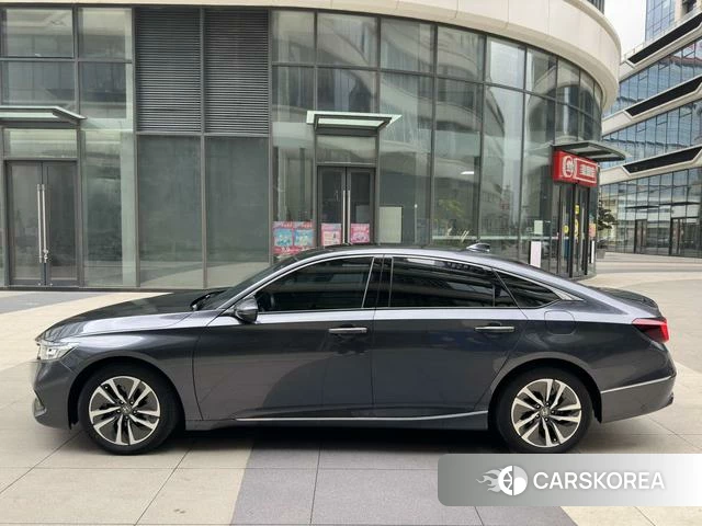Honda Accord id 4348783 из Китая 12