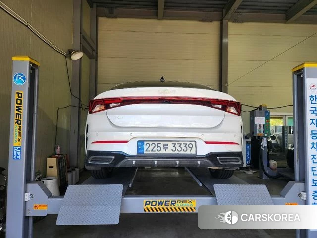 Kia K5 3rd generation 2022 Белый из Кореи, фото 2