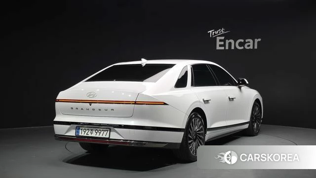 Hyundai Grandeur Hybrid (GN7) id 3952619 из Кореи 12