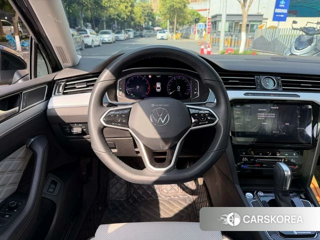 Volkswagen Magotan 2025 Черный из Китая, фото 6