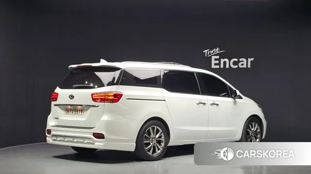 Kia The New Carnival id 3505484 из Кореи 12