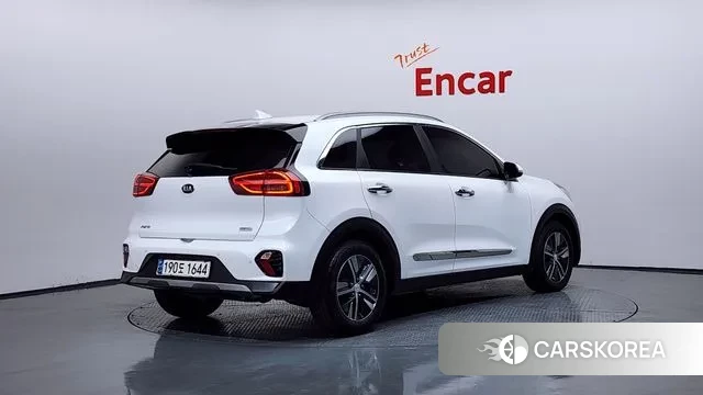 Kia The New Niro id 3567362 из Кореи 12