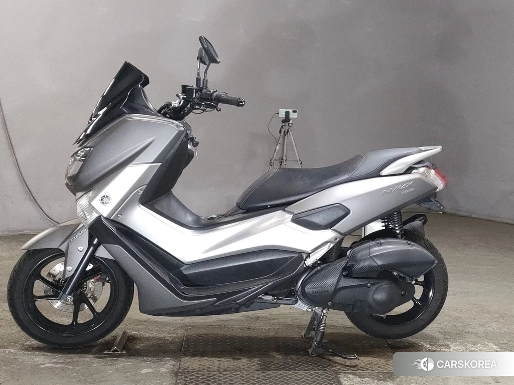 Проданный Yamaha N-MAX 155 2017 из Японии