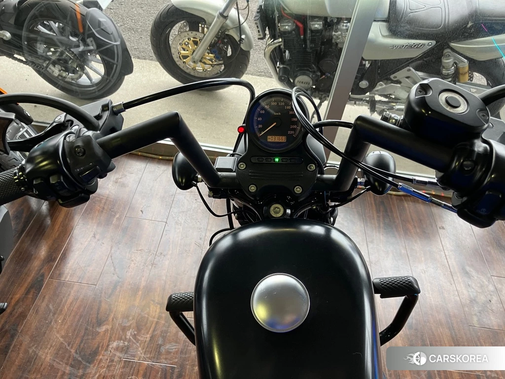 Проданный Harley-Davidson Sportster XL883N 2011 из Японии, фото 2