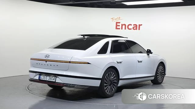 Hyundai Grandeur Hybrid (GN7) id 3934439 из Кореи 12