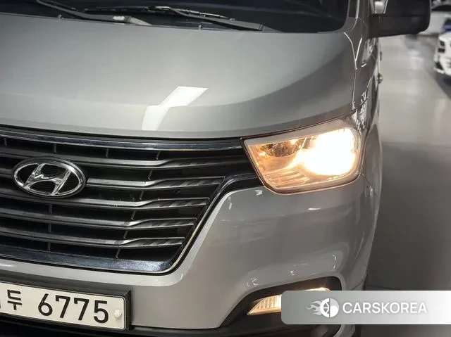 Hyundai The New Grand Starex id 3357240 из Кореи 12