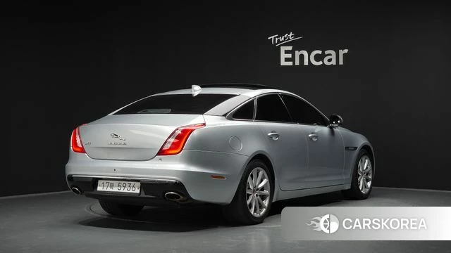 Jaguar All New XJ id 4459428 из Кореи 12