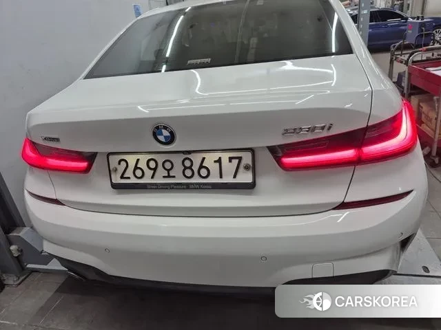 BMW 3 Series (G20) 2019 Белый из Кореи, фото 2