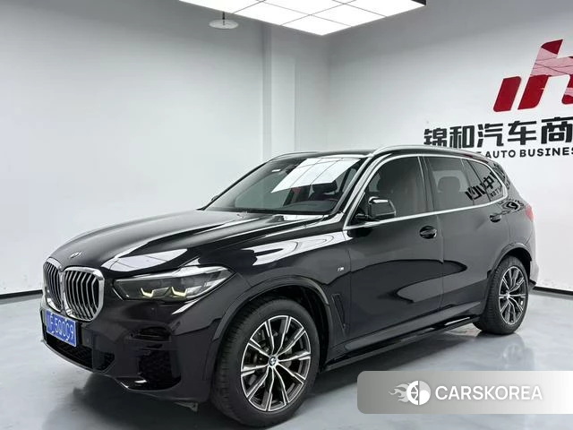 BMW X5 (imported) 2022 Черный из Китая, фото 2