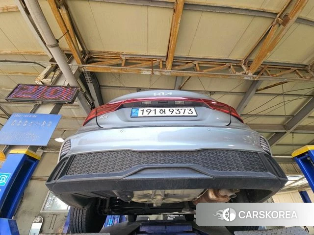 Kia The New K3 2nd generation 2023 Серый из Кореи, фото 2