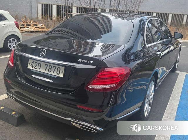 Mercedes-Benz E-Class W213 2018 Черный из Кореи, фото 5