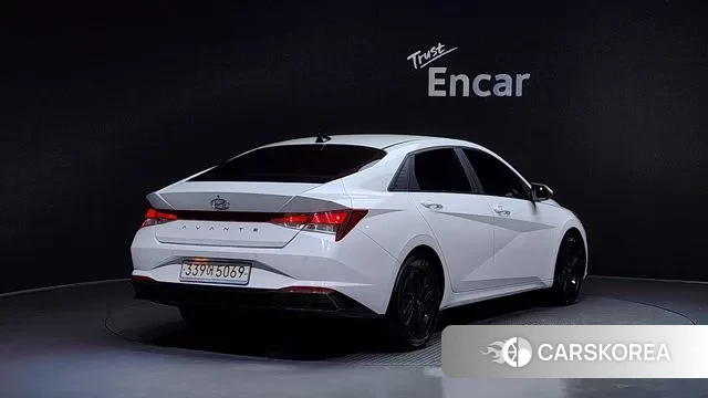 Hyundai Avante Hybrid (CN7) id 3550701 из Кореи 12